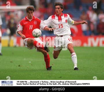 Calcio - Euro 96 - Danimarca contro la Turchia Foto Stock