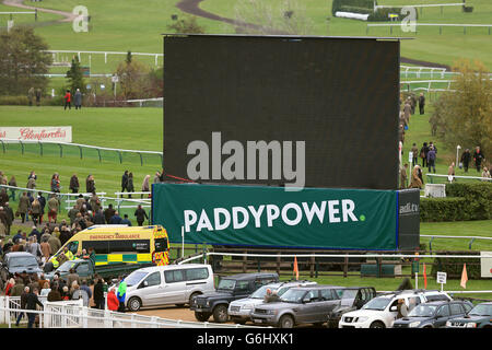 Corse di cavalli - il festival aperto 2013 - Campagna giorno - Cheltenham Racecourse Foto Stock