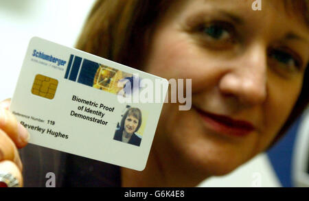 Beverley Hughes ID card Foto Stock