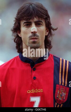 Calcio. Euro 96. Romania / Spagna. Jose Emilio Amavisca, Spagna Foto Stock
