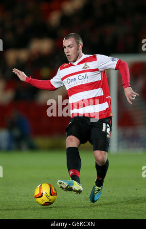 Calcio - Sky Bet Championship - Doncaster Rovers v Yeovil Town - Keepmoat Stadium. Luke McCullough, Doncaster Rovers Foto Stock