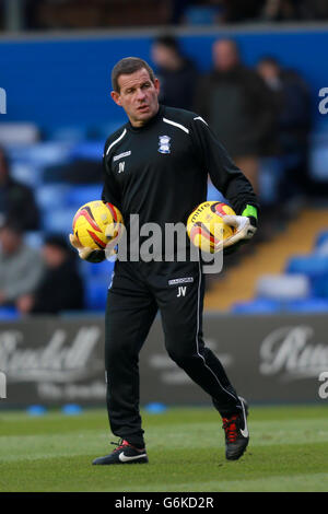 Calcio - Campionato Sky Bet - Birmingham City / Blackpool - St Andrew's. John Vaughan, il portiere della città di Birmingham Foto Stock