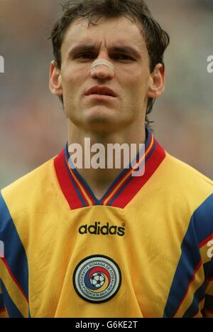 Calcio. Euro 96. Romania / Spagna. Anton Dobos, Romania Foto Stock