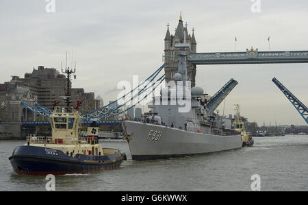 Suolo arriva per Flanders Fields Memorial Foto Stock