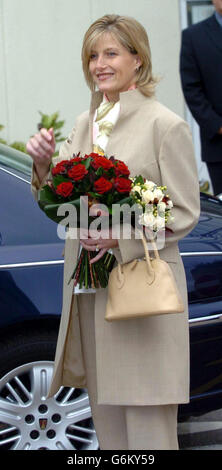 La Contessa di Wessex si diparte Frimley Park Hospital Foto Stock