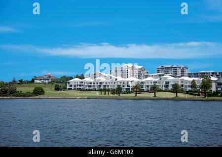 Alloggiamento moderno sviluppo punto Colazione Sydney NSW Australia Foto Stock