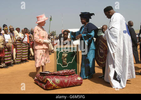 Royalty - la regina Elisabetta II visita in Nigeria Foto Stock