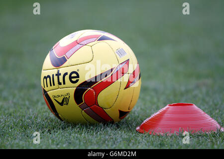 Calcio - fa Cup - secondo turno - Hartlepool United v Coventry City - Victoria Park. Pallone di accoppiamento ad angolo Foto Stock