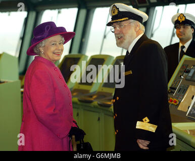 Nameing della Queen Mary 2 nave da crociera Foto Stock