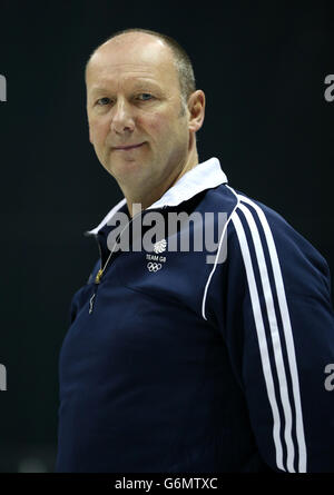 Olimpiadi invernali - Short Track Skating Photocall - National Ice Center. Team GB chef de Mission Mike Hay durante una foto al National Ice Center di Nottingham. Foto Stock