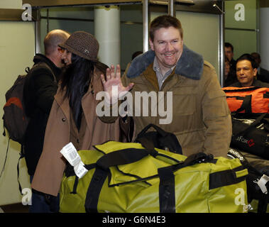 Anthony Perrett arriva alla stazione di St Pancras, Londra, dopo essere stato detenuto in Russia come parte del cosiddetto 'Artic 30'. Foto Stock