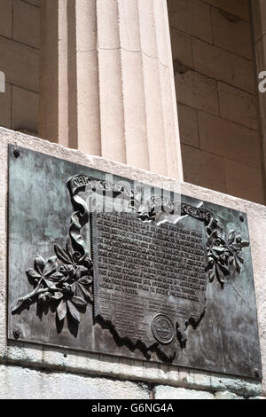 Lapide che ricorda l'ordinanza di nord-ovest e la creazione di Ohio, Federal Memorial Hall National Historic Site, NYC Foto Stock