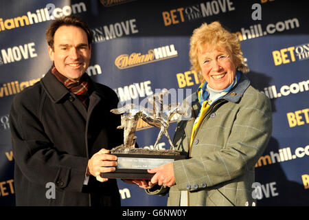 Horse Racing - 2013 William Hill Festival invernale - Giorno 1 - Kempton Park Racecourse Foto Stock