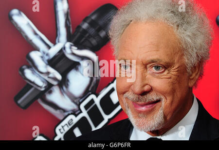 Sir Tom Jones partecipa al lancio di The Voice della BBC, Londra. Foto Stock