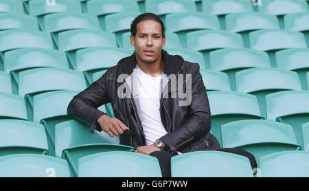 Calcio - Scottish Premiership - Virgilio van Dijk Photocall - Glasgow Foto Stock