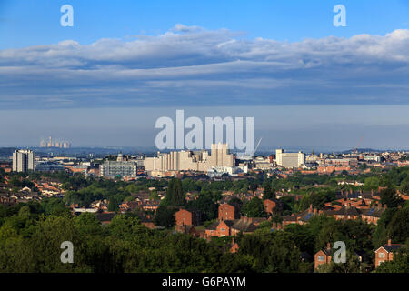 Nottingham City Centre skyline che mostra Victoria Shopping Centre. Foto Stock