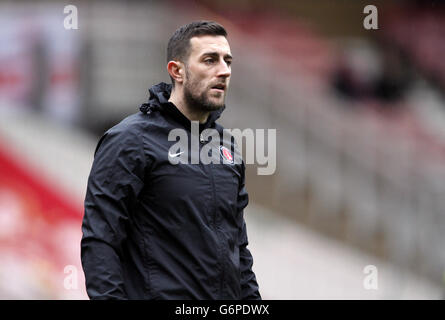 Calcio - Campionato Sky Bet - Middlesbrough v Charlton Athletic - The Riverside Stadium. Charlton Athletic's Head of Sports Science Laurence Bloom Foto Stock