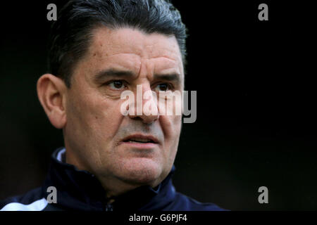 Calcio - Sky Bet League One - Coventry City v Crawley Town - Sixfields Stadium. John Gregory, direttore della città di Crawley Foto Stock