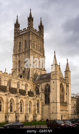 Regno Unito, Gloucestershire, Gloucester, Cattedrale torre in inverno Foto Stock