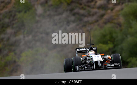 Formula uno - Test 2014 - Day due - circuito de Jerez. Il driver Force India Sergio Perez, durante i test di Formula uno 2014 al circuito di Jerez, Jerez, Spagna. Foto Stock