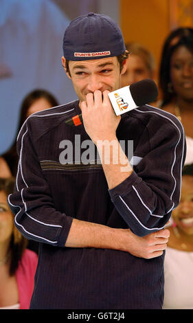 Luke Perry MTV TRL UK Foto Stock