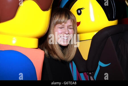 Kate Garraway arriva a una proiezione celebrità del film Lego presso il Vue West End, Leicester Square, Londra. Foto Stock