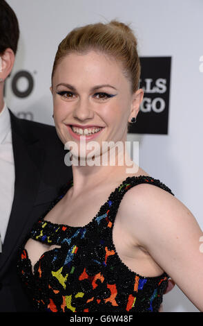 Anna Paquin arriva per la ventiduesima edizione del party annuale Academy Awards della Elton John AIDS Foundation al West Hollywood Park di Los Angeles. Foto Stock