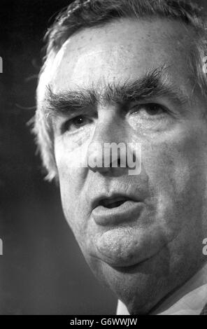 Politica - la disoccupazione protesta a piedi - Manodopera MP Denis Healey - Londra Foto Stock