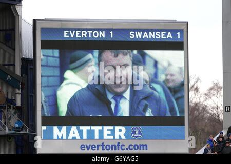 Calcio - Barclays Premier League - Everton v Swansea City - Goodison Park. Messaggi sul quadro di valutazione elettronico a metà tempo Foto Stock