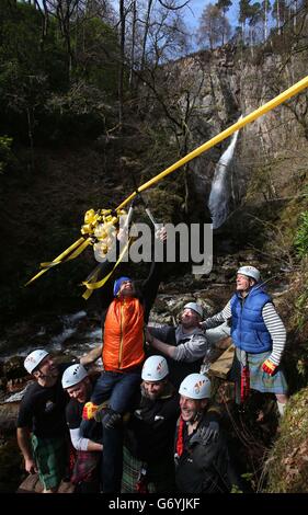 Via Feratas Scozia si apre Foto Stock