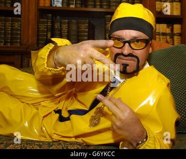 Alan Duncan vestito come 'Ali G' Foto Stock