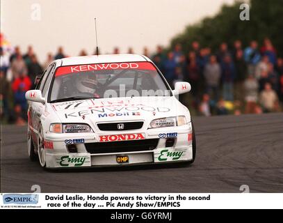 David Leslie, Honda poteri alla vittoria nella seconda gara della giornata Foto Stock