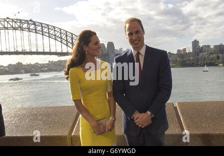 Il Duca e la Duchessa di Cambridge assistono ad un ricevimento ospitato dal Governatore e Premier del nuovo Galles del Sud presso la Sydney Opera House, durante il decimo giorno del loro tour ufficiale in Nuova Zelanda e Australia. Foto Stock