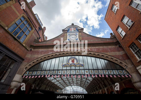 Immagine generale della galleria Windsor Royal Shopping a Windsor, Berkshire Foto Stock