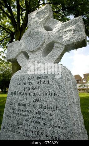 Spike Milligan headstone Foto Stock