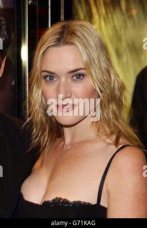 Immagine del file datata 18/09/02 dell'attrice Kate Winslet che arriva all'Empire Leicester Square di Londra per la prima britannica di 'Road to perdition'. Kate Winslet è protagonista nel primo film britannico di Woody Allen che è stato annunciato oggi Venerdì 18 Giugno 2004. Comparirà insieme ai colleghi di Brits Emily Mortimer e Jonathan Rhys Meyers.Details della produzione di 15 milioni di dollari (8,5 m) di as-yet-untitled sono avvolte nella segretezza ma si ritiene che sia regolato nell'alta società di Londra. Vedi PA Story SHOWBIZ Winslet PA photo: Myung Jung Kim Foto Stock