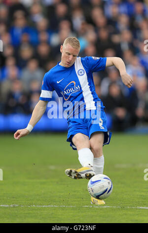 Calcio - Sky Bet League One - Gioca - Semifinale - prima tappa - Peterborough United v Leyton Orient - London Road Stadium. Craig Alcock, Peterborough United Foto Stock