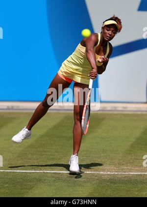 Tennis - AEGON Classic 2014 - giorno quattro - Edgbaston Priory Club. Sloane Stephens degli Stati Uniti in azione contro Alison Riske degli Stati Uniti durante l'AEGON Classic all'Edgbaston Priory Club di Birmingham. Foto Stock