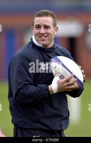 Brendan Laney in Scozia durante le prove di allenamento a Murrayfield, davanti al campionato scozzese Lloyds TSB Six Nations aperto contro l'Inghilterra allo stadio Murrayfield di Edimburgo sabato. Foto Stock