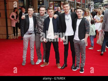 Collabro partecipa alla prima di Pudsey The Dog: The Movie, tenuta a Vue West End, Leicester Square, Londra. Foto Stock