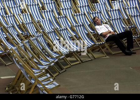 In Inghilterra la ventola a Eastbourne Tennis Foto Stock