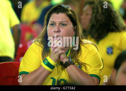 Calcio - Coppa del Mondo FIFA 2014 - Quarti di Finale - Brasile v Colombia - Brasile ventole in Salvador Foto Stock