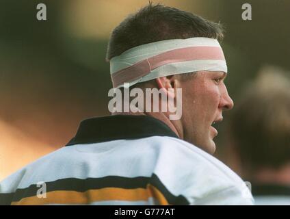 Rugby Union. Heineken Sponsored European Cup. Wasps contro Cardiff. Michael White, vespe Foto Stock