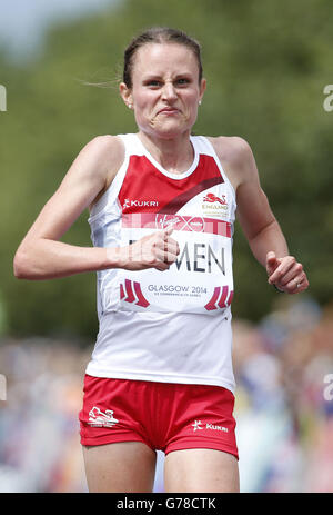 Inghilterra Louise Damen durante la Maratona degli uomini durante i Giochi del Commonwealth 2014 a Glasgow durante i Giochi del Commonwealth 2014 a Glasgow. Foto Stock