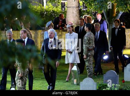 La Duchessa di Cambridge durante una cerimonia presso il St. Symphorien, Mons, commemorando il 100° anniversario dell'inizio della prima guerra mondiale. Foto Stock