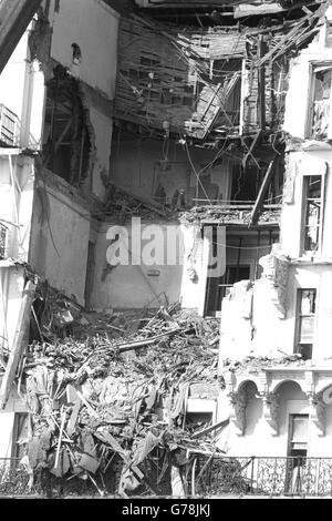 La criminalità - Il terrorismo - IRA Terraferma campagna di bombardamenti - Grand Hotel - Brighton - 1984 Foto Stock