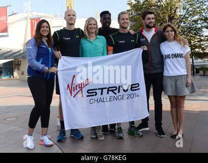 (Da sinistra a destra) Marion Bartoli, Noah Devereux, Holly Branson, Jermaine Jackman, Sam Branson Jack Whitehall e la principessa Beatrice si uniscono a un team di avventurieri all'inizio della Virgin Strive Challenge all'O2 Arena, che li vedrà viaggiare da Londra alla vetta del Cervino in Svizzera, interamente sotto il potere umano. Foto Stock