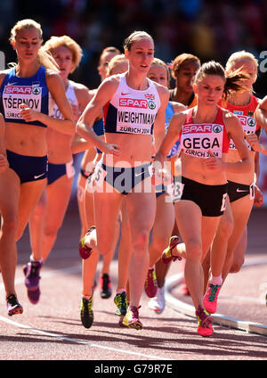 Laura Weightman della Gran Bretagna compete nel round 1 delle Donne, lungo i 1500 m, durante il giorno uno dei Campionati europei di atletica 2014 allo stadio Letzigrund di Zurigo. Foto Stock