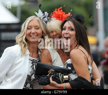 Horse Racing - 2014 Benvenuti a Yorkshire Ebor Festival - Darley Yorkshire Oaks giorno - York Racecourse Foto Stock