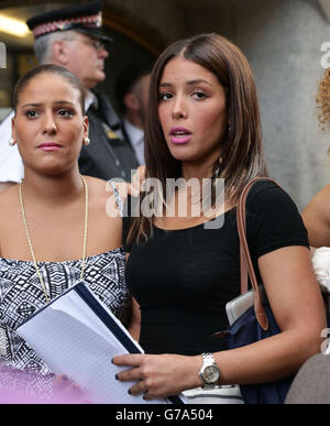 Il contrabbando di cassa per la Siria causa in tribunale Foto Stock